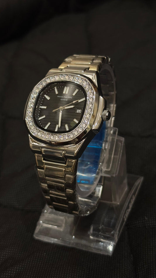 Patek Philippe Nautilus Date Watch